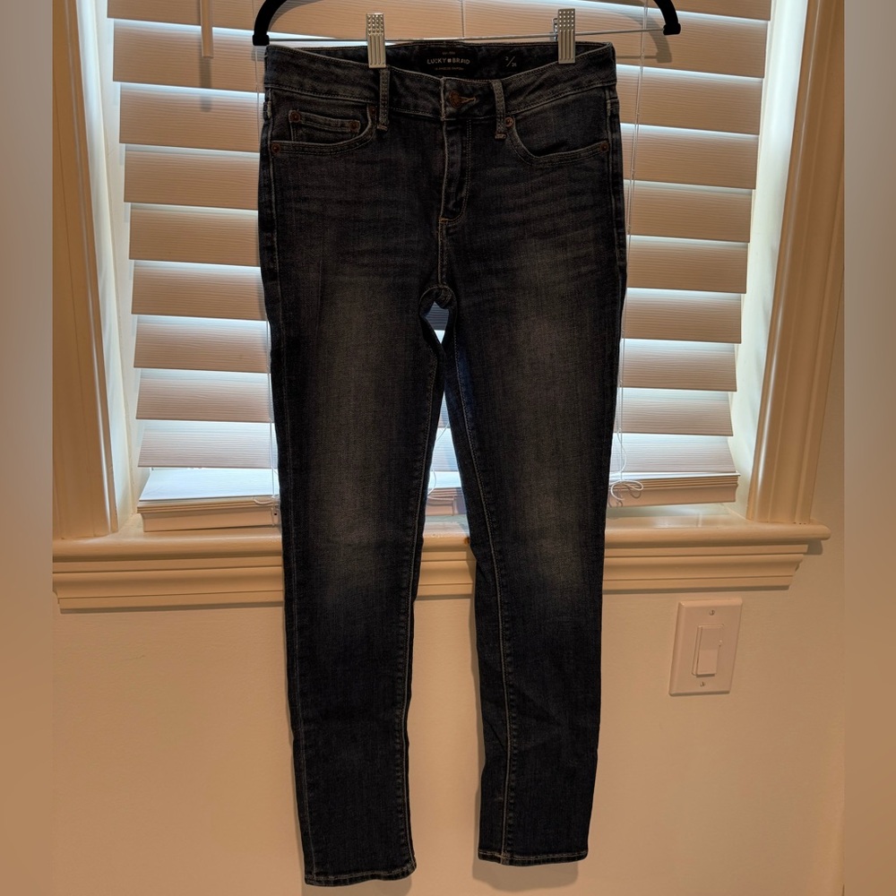 Lucky Brand Blue Skinny Jeans Stretchy Fit 🦋🫧 - excellent condition!! Size 2